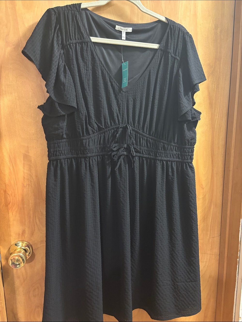 NWT Maurices Black Textured V-Neck Tie-Waist Midi Dress
